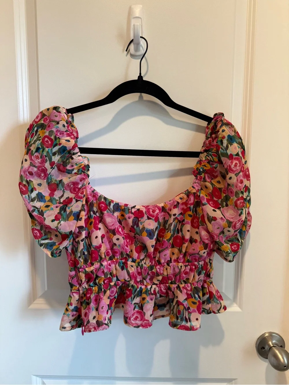 Astr The Label Pink Floral Peplum Sweetheart Puff Sleeve Top Size XS